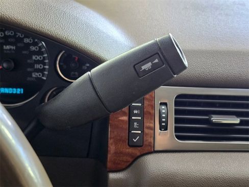 Used 2008 GMC Yukon SLE w/ Exterior Appearance Package image 38