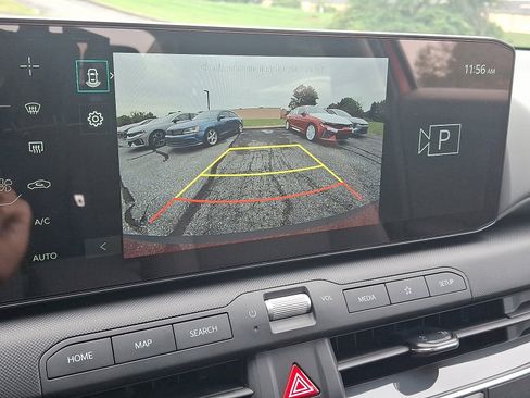 New 2025 Kia K4 EX image 12