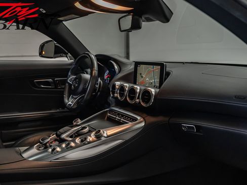 Used 2017 Mercedes-Benz AMG GT Coupe image 49
