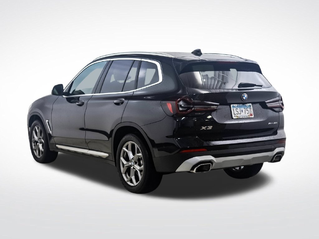 Certified 2024 BMW X3 xDrive30i w/ Premium Package AWD/4WD image 3