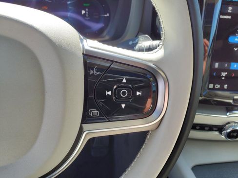 Certified 2025 Volvo XC60 T8 Plus w/ Climate Package image 16