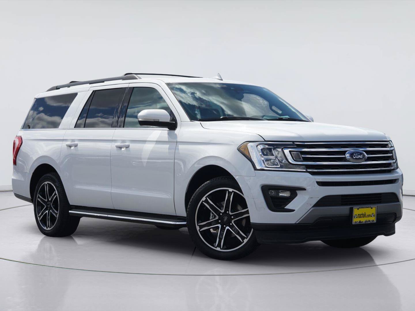 Used 2020 Ford Expedition Max XLT w/ Equipment Group 202A RWD image 2