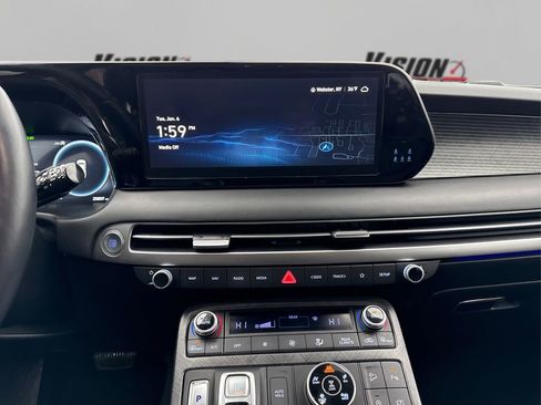 Used 2024 Hyundai Palisade Limited image 18