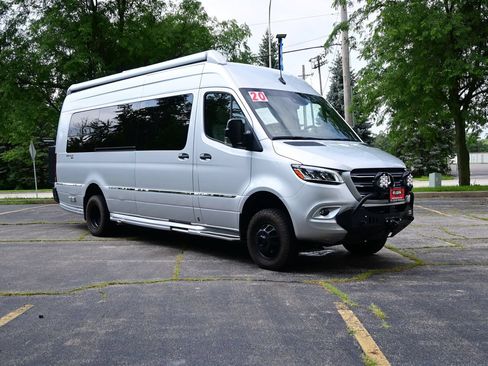 Used 2020 Mercedes-Benz Sprinter 3500 image 16