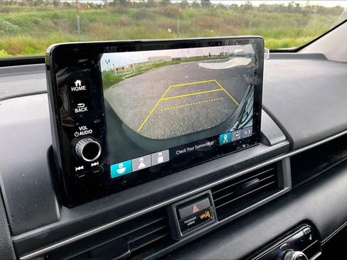 Used 2023 Honda Pilot Touring image 26