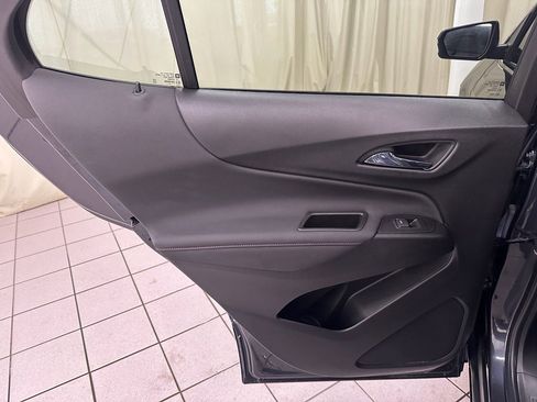 Certified 2022 Chevrolet Equinox RS w/ RS Leather Package image 32