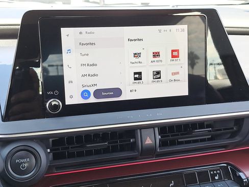 Used 2023 Toyota Prius Prime FWD image 21