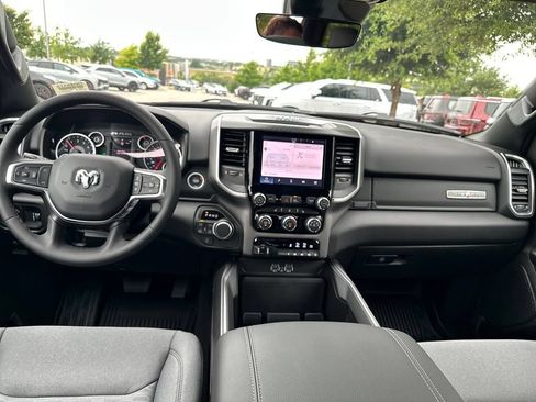 New 2026 RAM 1500 4x4 Crew Cab image 28