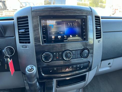 Used 2016 Mercedes-Benz Sprinter 3500 image 27