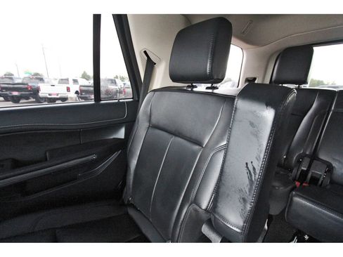 Used 2024 Ford Expedition XLT RWD image 14
