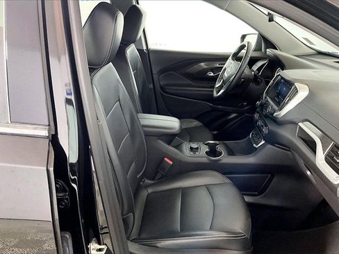 Used 2024 GMC Terrain SLT image 6
