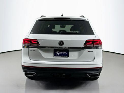 Certified 2022 Volkswagen Atlas SE image 5