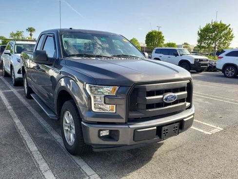 Used 2017 Ford F150 XL w/ Equipment Group 101A Mid RWD image 3