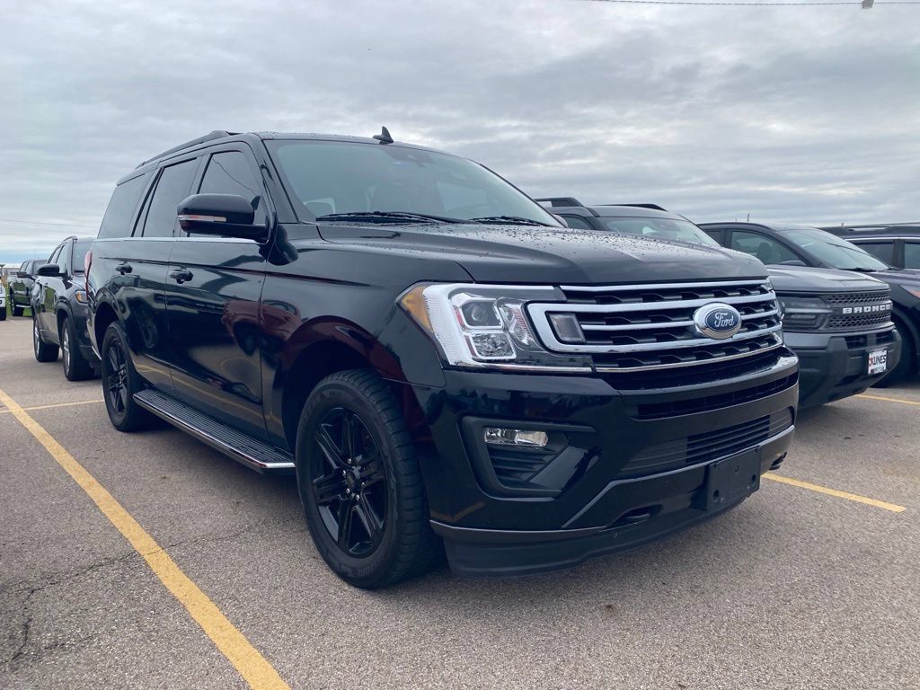 Used 2021 Ford Expedition XLT AWD/4WD image 4
