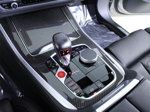 Used 2022 BMW X5 M w/ Executive Package image 31