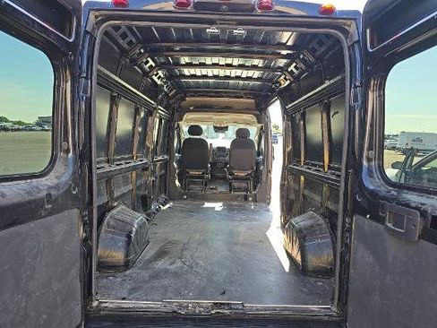 Used 2023 RAM ProMaster 2500 FWD image 9
