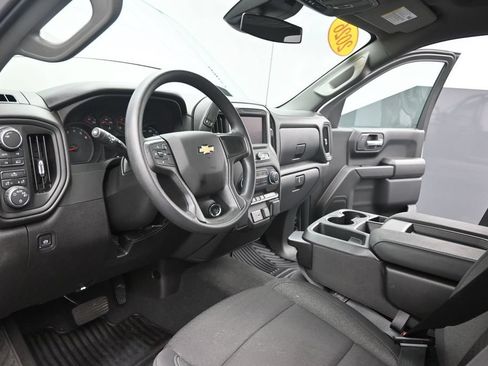 Used 2026 Chevrolet Silverado 1500 Custom w/ LPO, Dark Essentials Package AWD/4WD image 19