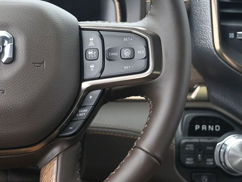 New 2025 RAM 1500 Limited image 29