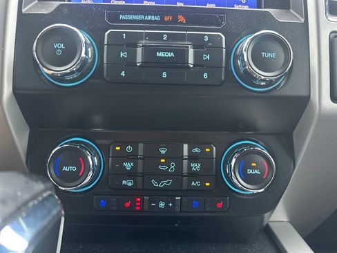 Used 2020 Ford F150 Lariat AWD/4WD image 18