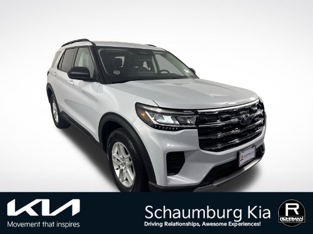 Used 2026 Ford Explorer Active AWD/4WD image 3