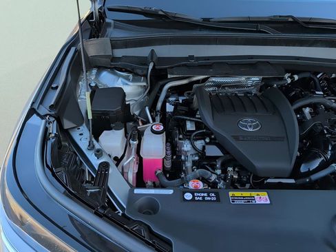 Used 2024 Toyota Grand Highlander Limited image 42