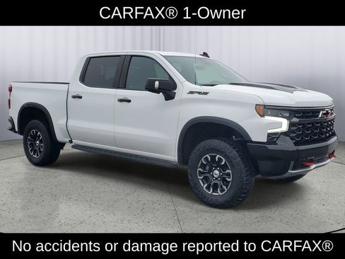 Used 2023 Chevrolet Silverado 1500 ZR2 w/ Technology Package image 2