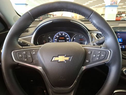 Used 2019 Chevrolet Malibu Premier image 19