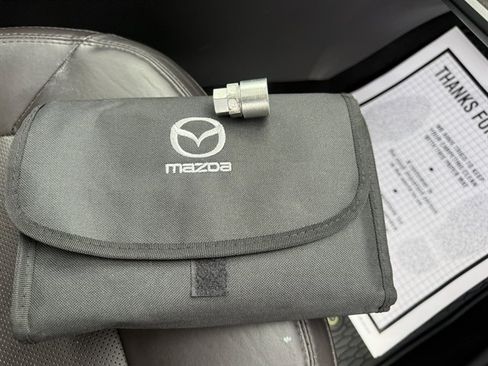 Used 2021 MAZDA CX-5 Signature image 45