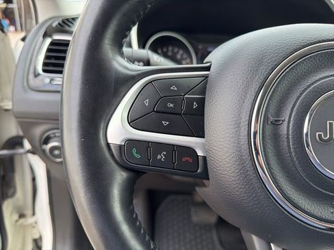 Used 2020 Jeep Compass Latitude image 24