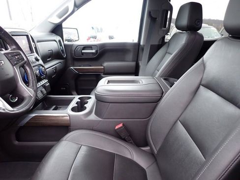 Used 2021 Chevrolet Silverado 1500 LT Trail Boss w/ Convenience Package II image 17