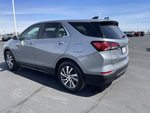 Certified 2024 Chevrolet Equinox LT image 3