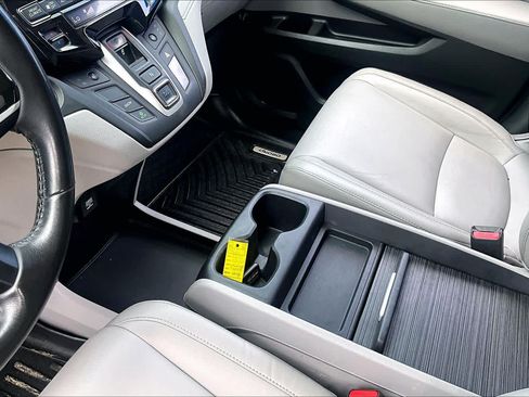 Used 2019 Honda Odyssey EX-L image 16
