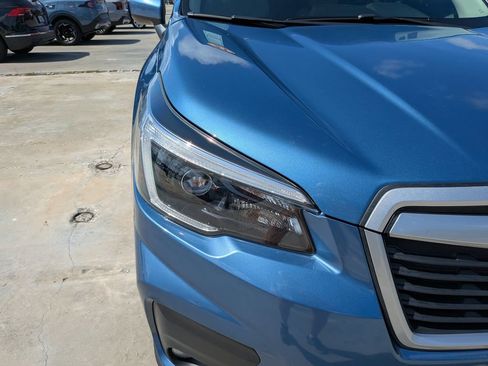 Used 2021 Subaru Forester Premium AWD/4WD image 10