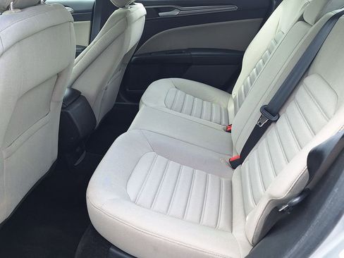 Used 2018 Ford Fusion S image 11