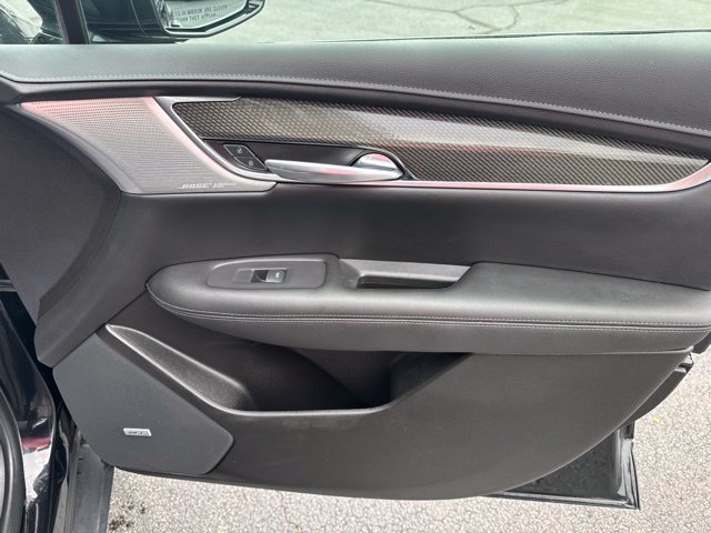 Used 2022 Cadillac XT5 Sportv w/ Technology Package AWD/4WD image 18