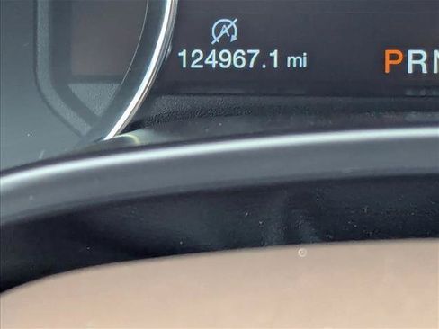 Used 2019 Ford F150 Lariat AWD/4WD image 10