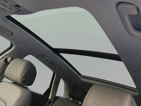 Used 2023 Audi Q5 2.0T Premium Plus image 12