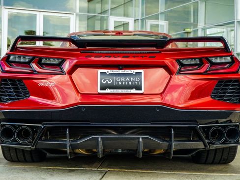 Used 2024 Chevrolet Corvette Stingray Preferred Cpe w/ Battery Protection Package RWD image 11