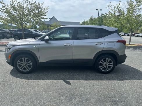 Used 2021 Kia Seltos LX AWD/4WD image 2