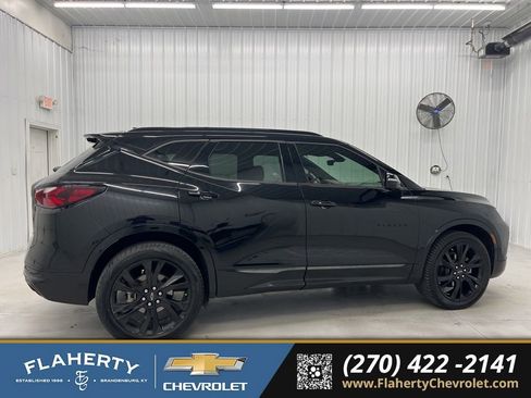 Used 2020 Chevrolet Blazer RS image 2