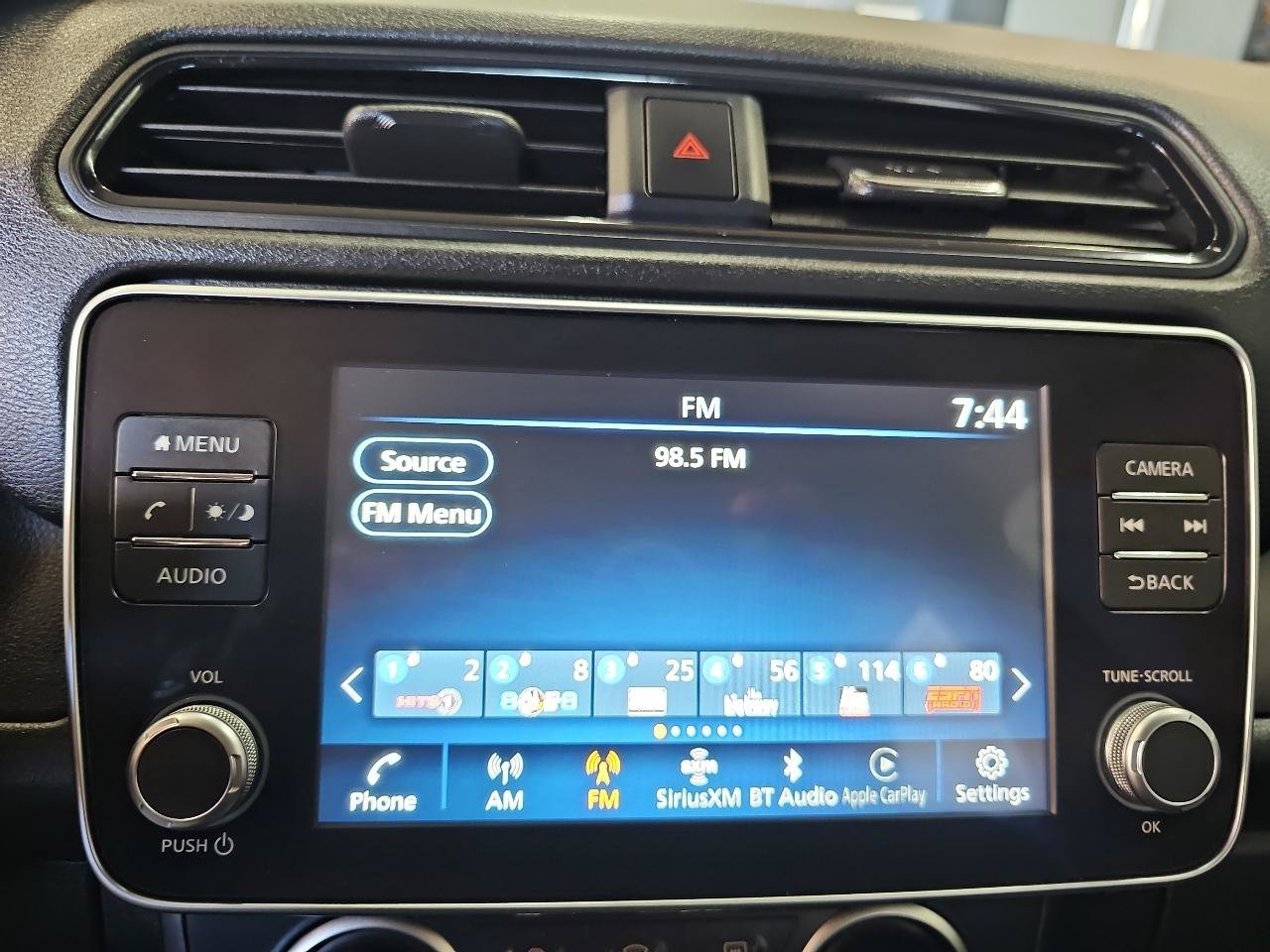Used 2025 Nissan Leaf S FWD image 10