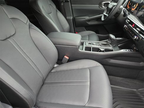 New 2026 Kia Sorento S image 10