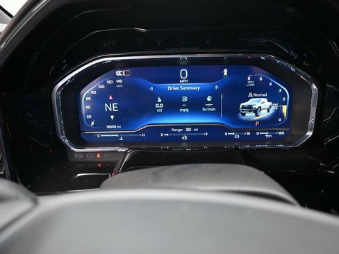 Used 2024 Chevrolet Silverado 1500 ZR2 w/ Technology Package AWD/4WD image 11