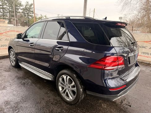 Used 2016 Mercedes-Benz GLE 350 4MATIC w/ Premium Package image 13