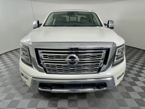 Used 2020 Nissan Titan SL w/ Moonroof Package image 8