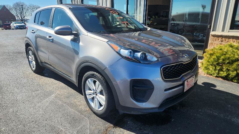 Used 2019 Kia Sportage LX FWD image 2