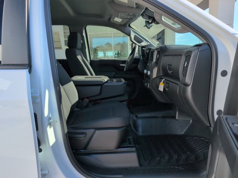 New 2026 GMC Sierra 2500 Pro w/ Convenience Package image 30