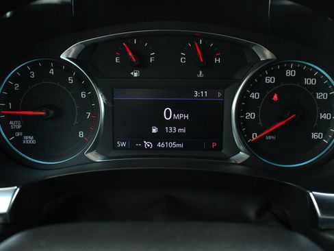 Used 2023 Chevrolet Traverse LT FWD image 38