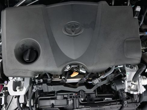 Used 2024 Toyota Camry LE AWD/4WD image 41