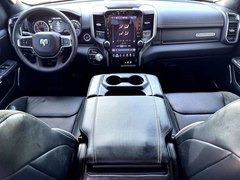 Used 2025 RAM 1500 Laramie image 20